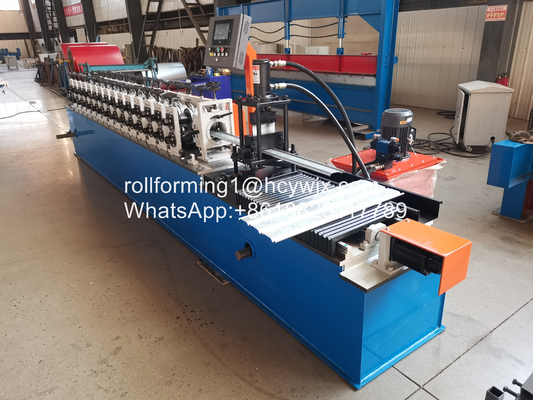 Machine de formage à rouleaux de porte à volets à vitesse rapide avec matière de lame de coupe Cr12