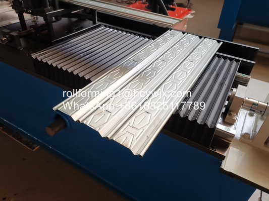 Machine de formage à rouleaux de porte à volets à vitesse rapide avec matière de lame de coupe Cr12