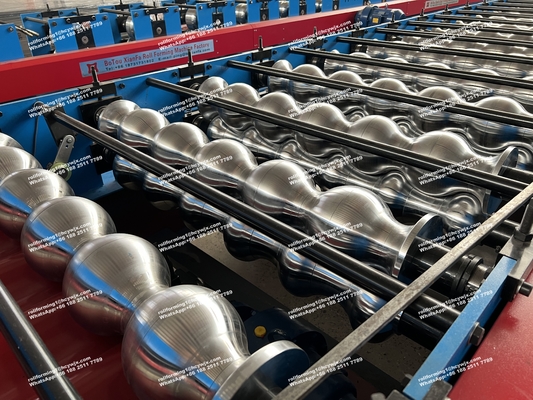 PPGI Matériau GI en acier couleur pour la machine de formage de rouleaux de tuiles vitrées