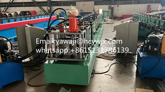 Moins cher CZ machine de formage de rouleaux de purlin cadre d'acier et machines de fabrication de purlin ligne de production de panneaux de construction