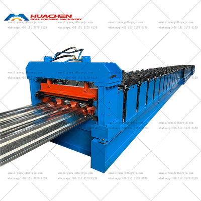 Machine de formage de rouleaux de revêtement de sol de plancher