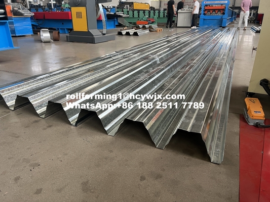 Machine de formage de rouleaux pour la construction de bâtiments T153-40L-840