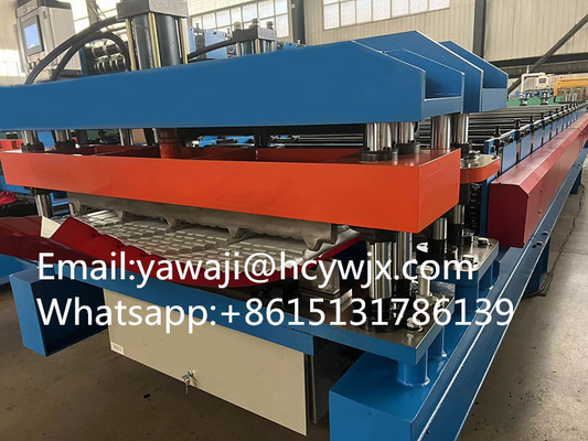 Machine de formage de rouleaux de toits métalliques pour la production à grande vitesse 15 m/min Diamètre de l'arbre 70 mm