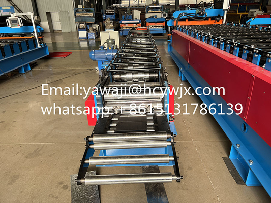 C Machine de formage de rouleaux de purlin avec commutateur facilement
