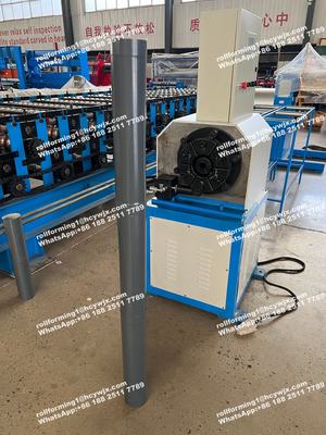 L'acier de l'eau de pluie sifflent vers le bas le petit pain formant la machine 380V 50Hz 3 phases