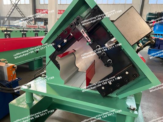 Machine à gouttières en acier / aluminium / cuivre pour profils de gouttières pluviales