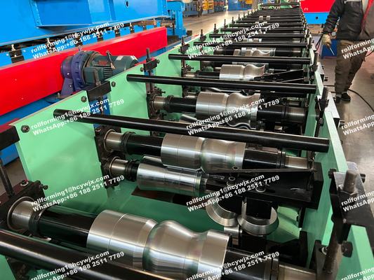 Machine à gouttières en acier / aluminium / cuivre pour profils de gouttières pluviales