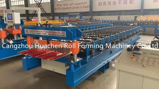 Équipement de formage de tôle galvanisée à haute vitesse 15-20 m/min. Avec machine de formage de tôle à rouleaux de coupe hydraulique
