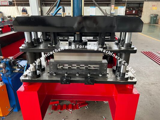 Machine de formage par roulement à froid de tôles de toiture galvanisées