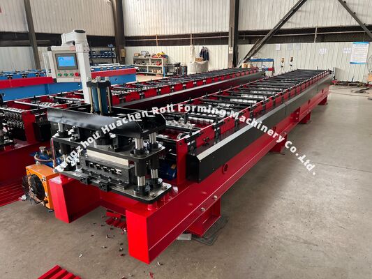 Machine de formage par roulement à froid de tôles de toiture galvanisées