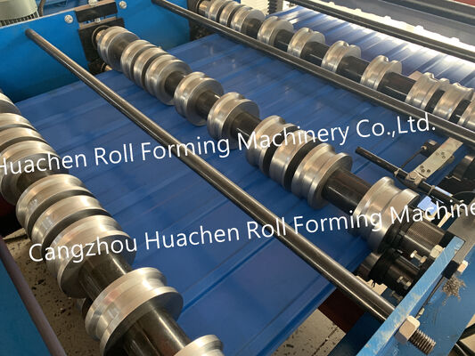La machine de laminage des panneaux muraux est adaptée à la production de panneaux muraux.