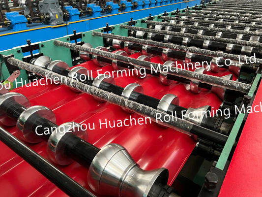 Machine de formage de rouleaux de profilés de toiture en tôle métallique d'acier ondulé