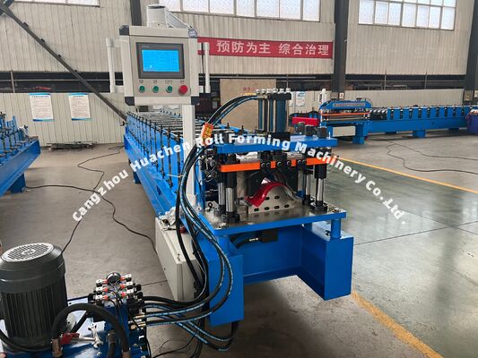 Machine de formage de rouleaux à capuche à crête métallique haute performance pour la production de toits industriels