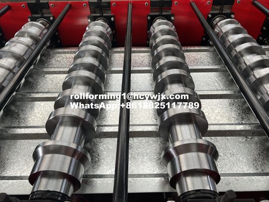 Toit de bobine du zinc G250-G300 formant la machine, petit pain de panneau formant la machine trois phases