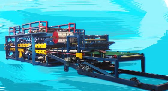 Chaîne de production de panneau "sandwich" de toiture de mousse moteur de 32kw 45000 * 2500 * 2500mm