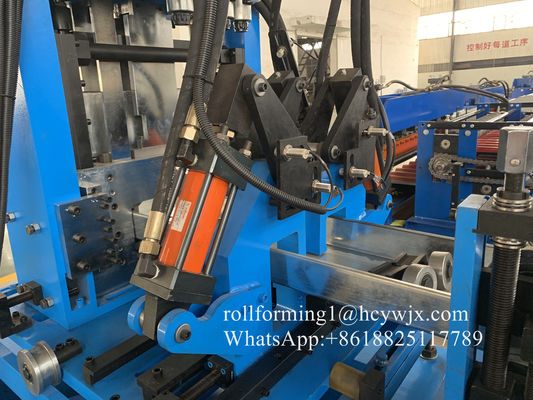 Purlin du lecteur à chaînes C du coupeur CR12 formant la machine