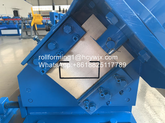 Machine de formation en acier de C-forme ultra-rapide